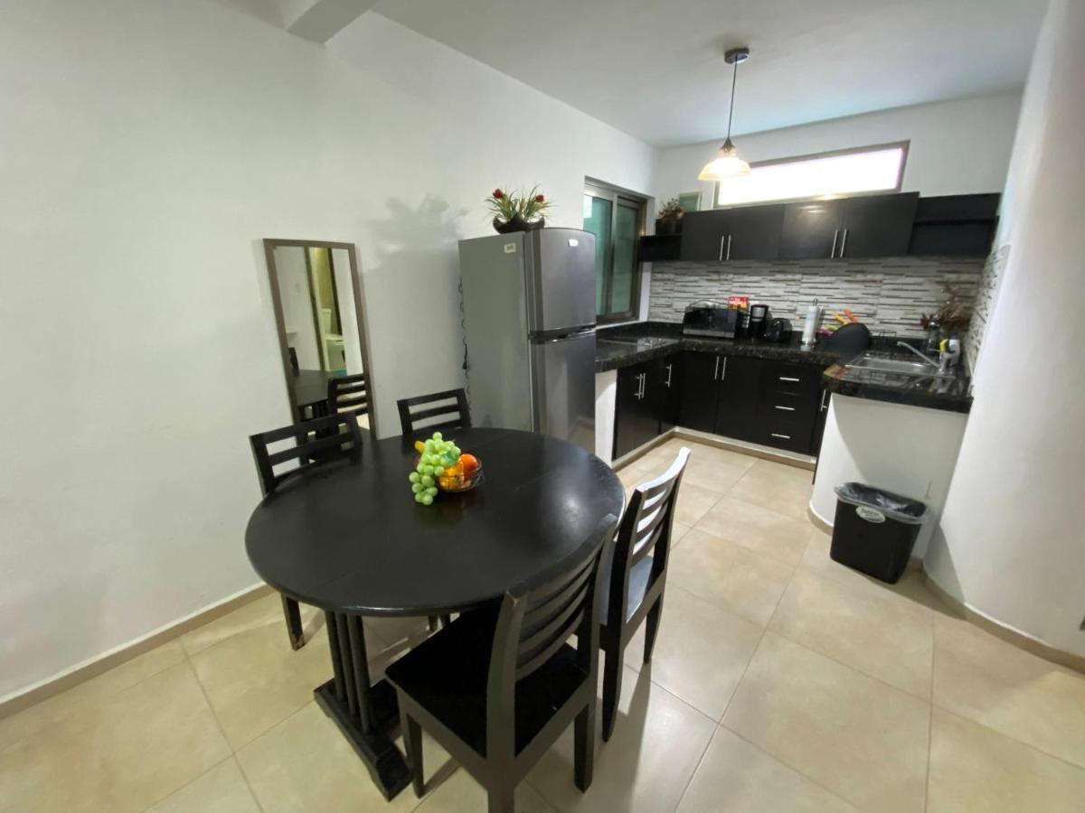 Arrecife Apartments Isla Mujeres Exterior photo